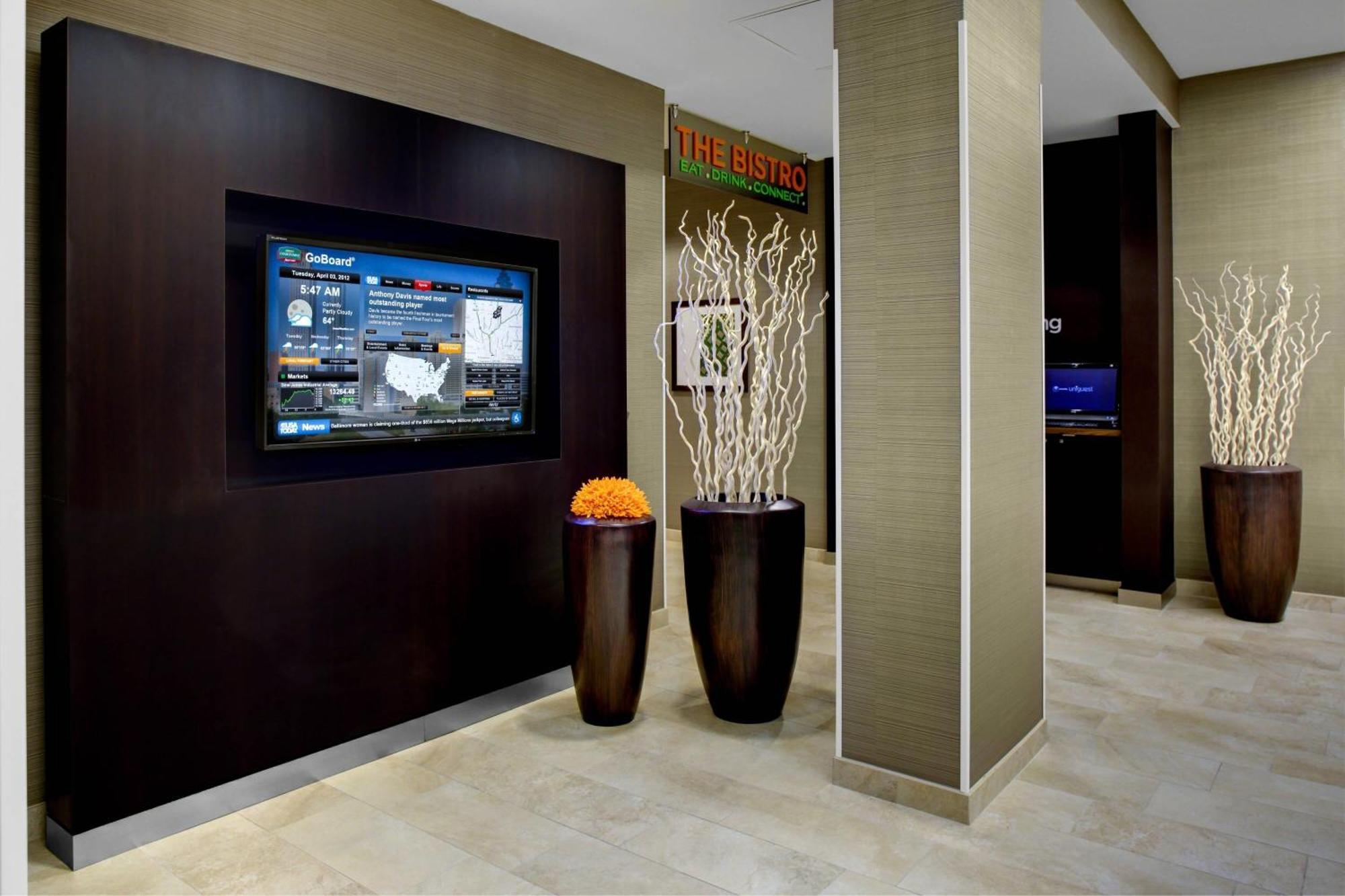 Courtyard By Marriott Atlanta Buckhead Hotel Exterior photo