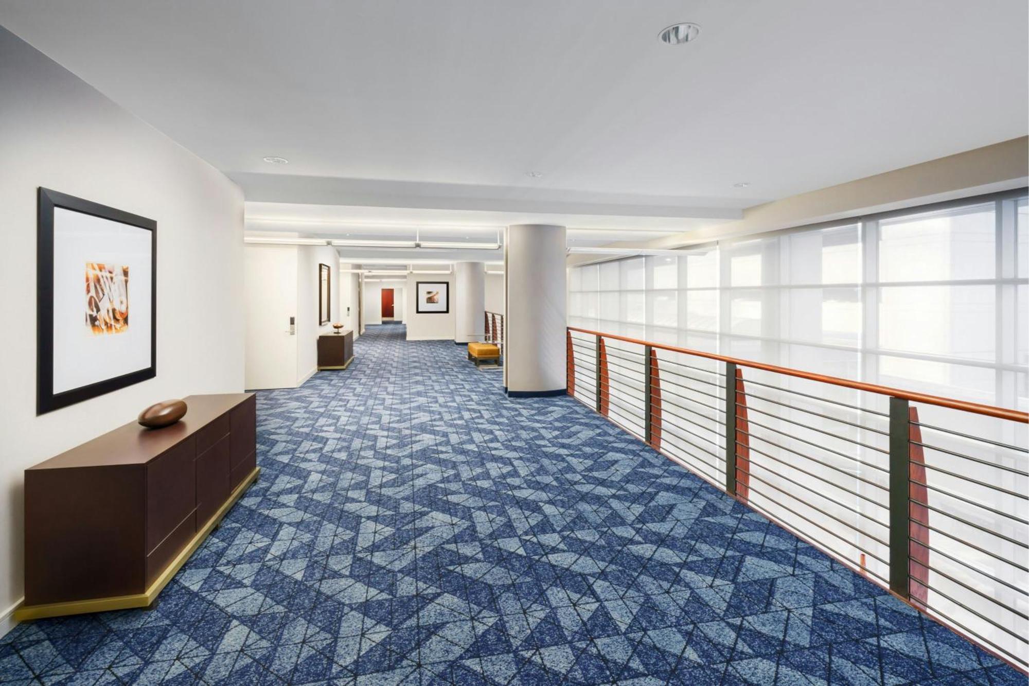 Courtyard By Marriott Atlanta Buckhead Hotel Exterior photo